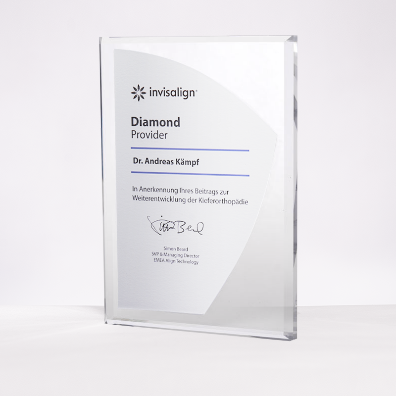 kieferorthopaedie-kaempf-bayreuth-award Dr. Kämpf Invisalign Diamond Provider Award